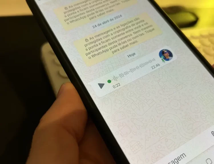 whatsapp-pode-ganhar-tradutor-de-mensagens-de-voz-automatico