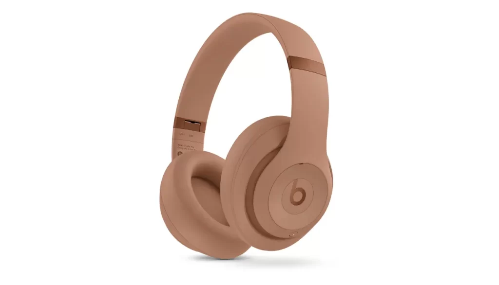 apple-lanca-novo-beats-studio-pro-em-parceria-com-kim-kardashian-beats