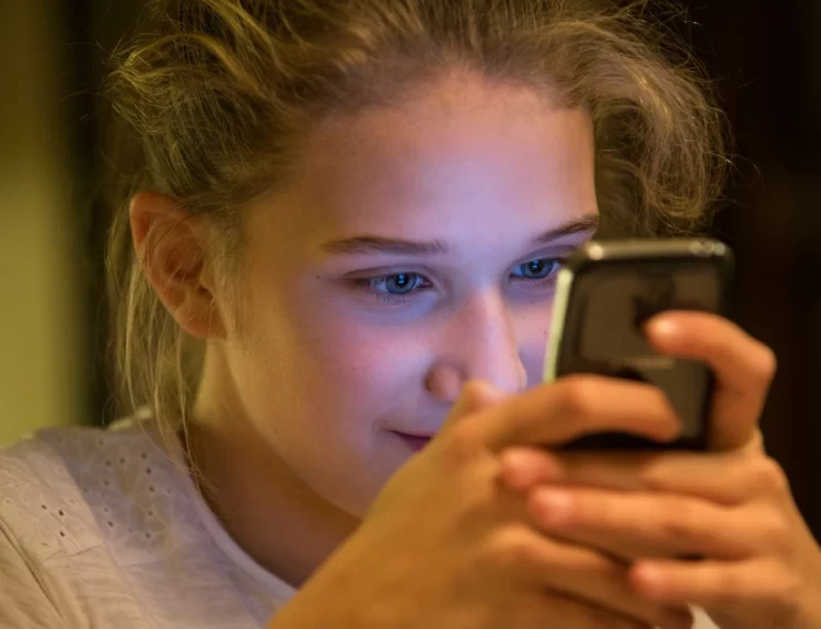 instagram-vai-usar-ia-para-identificar-adolescentes-usando-a-plataforma